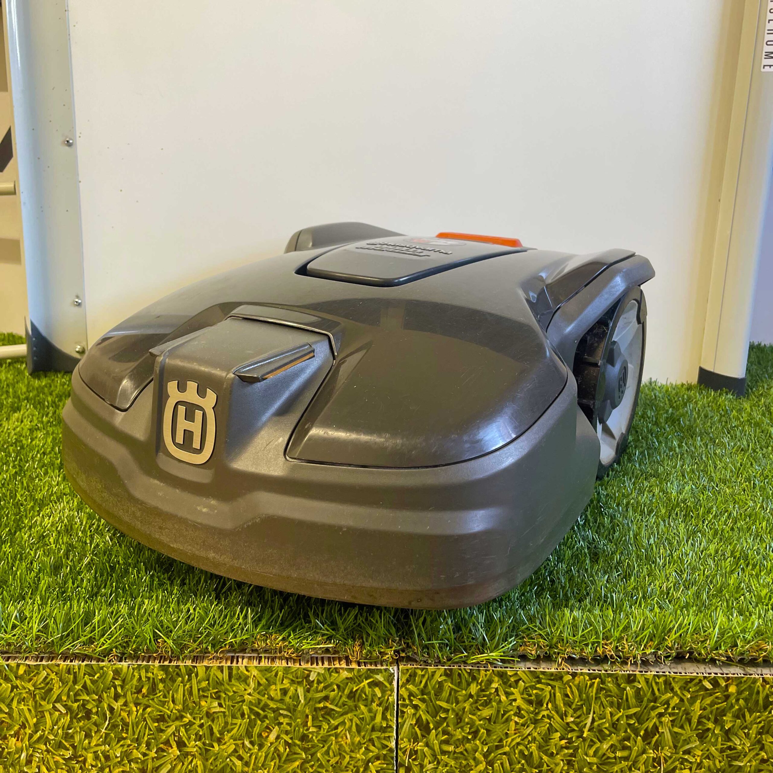 HUSQVARNA AUTOMOWER 315 MARK II (KASUTATUD)