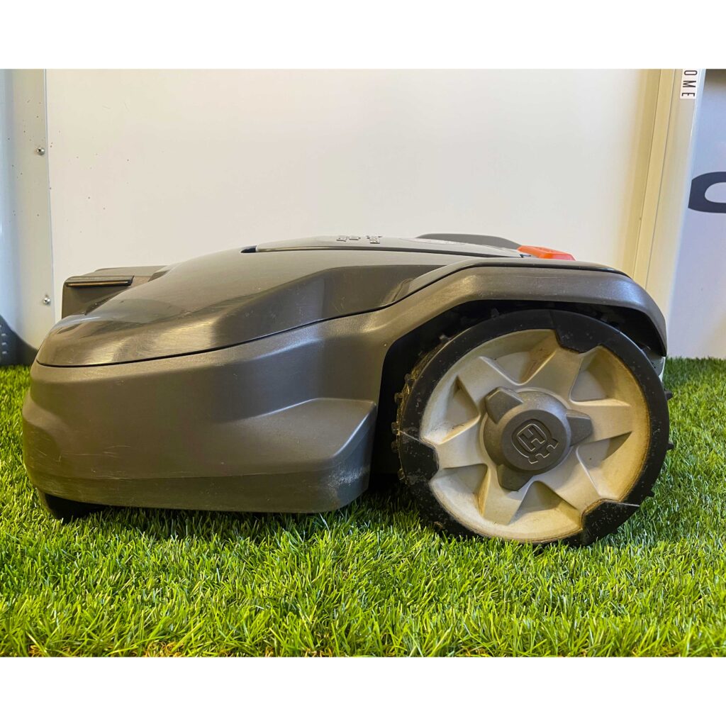 HUSQVARNA AUTOMOWER 315 MARK II (KASUTATUD)