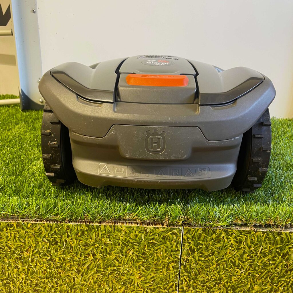 HUSQVARNA AUTOMOWER 315 MARK II (KASUTATUD)