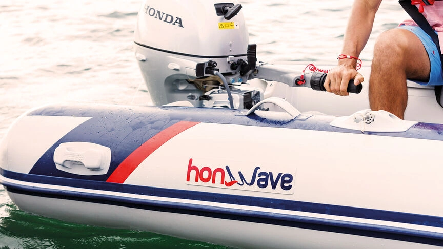 HONWAVE T 40 AE 3 + HONDA BF 20 SHU